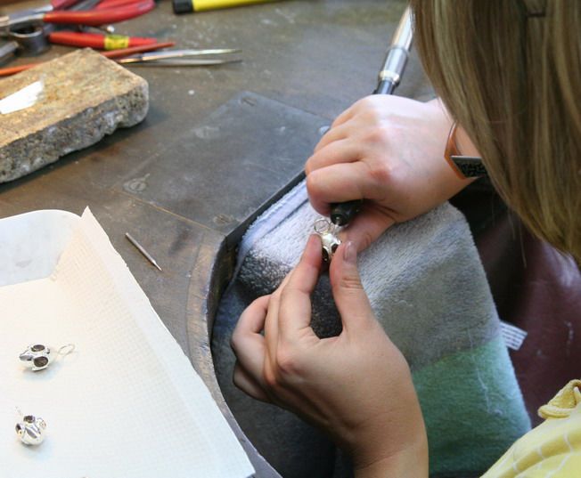 Schmuck & Werkstatt
